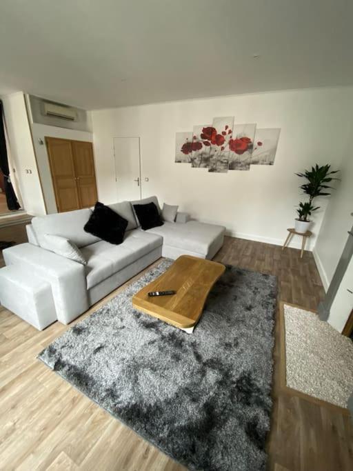 Ferienwohnung L'Escale Zen Tulle Exterior foto
